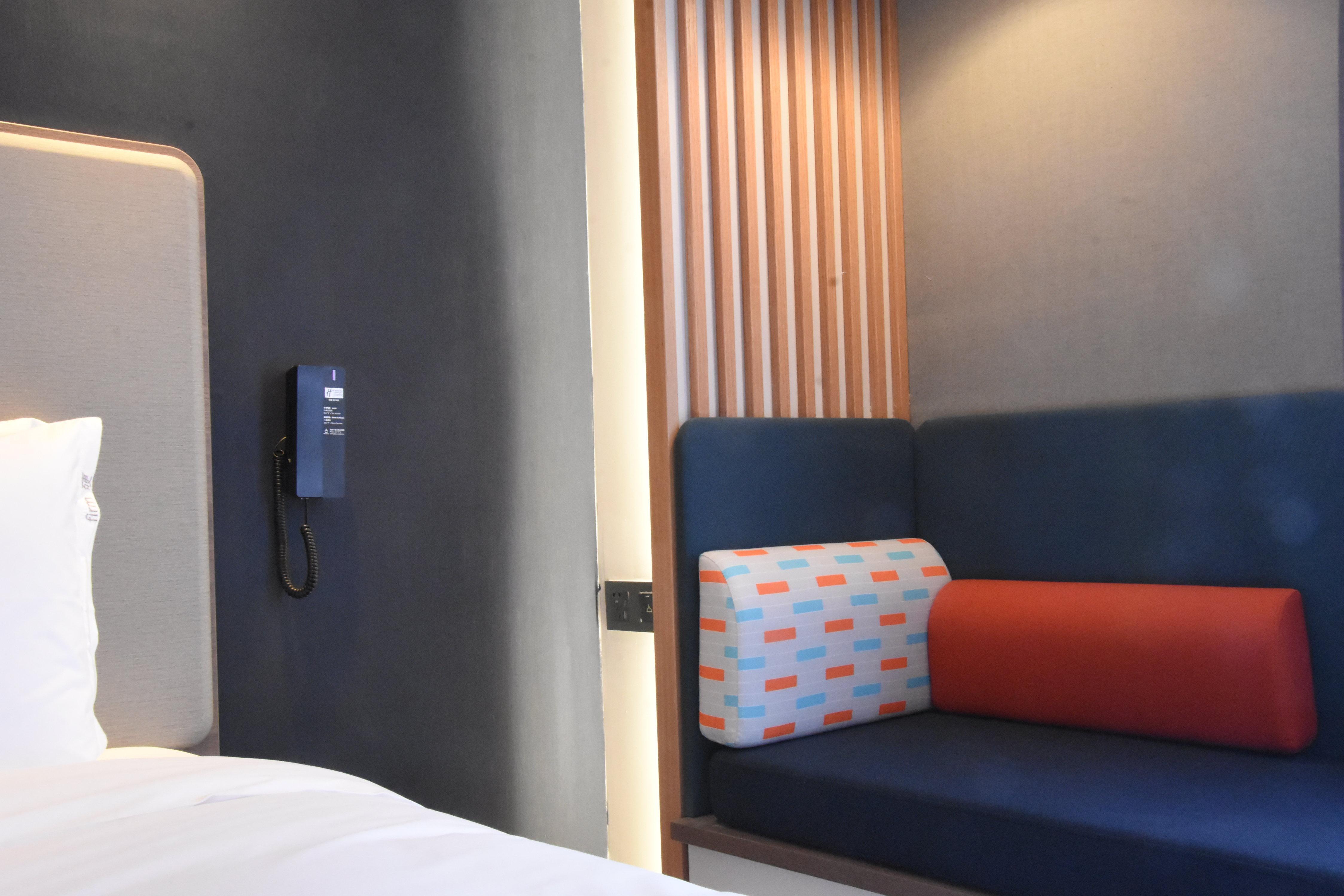 Holiday Inn Express Shanghai Gubei By Ihg Exterior photo